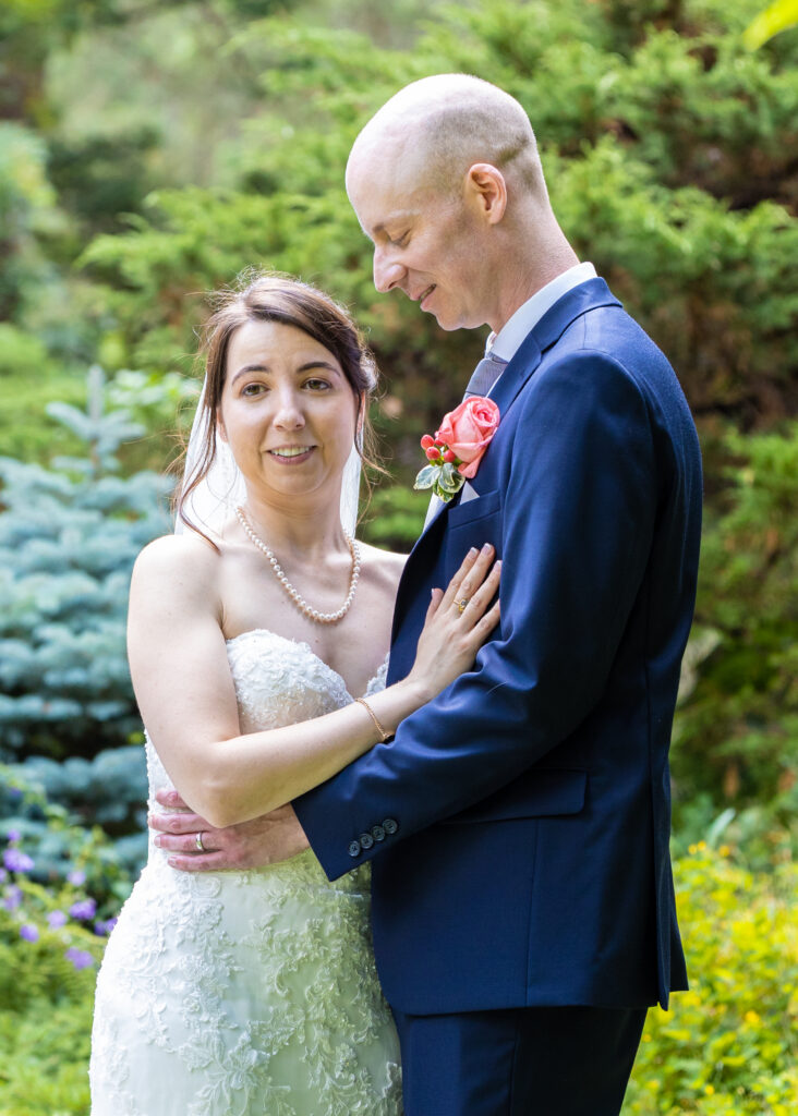 canadian-wedding-photography. Bride and Groom Garden image.